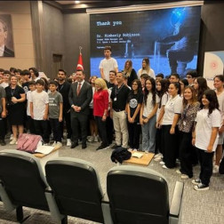 Girne Koleji Lise Öğrencileriyle İlham Veren NASA Buluşması