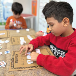 Benim Adım Harflerle Kendimi Keşfediyorum