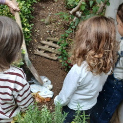 Yağmur Abla Anaokulu Bilim Kulübü Üyeleri İşbaşında!