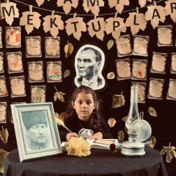 “Sevgili Atatürk, seni hiç görmedim ama seni hep tanıyorum.”