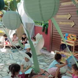 Açık Hava Okuma Köşesi