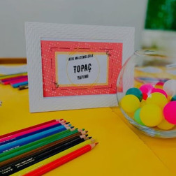 Geri Dönüşümle Eğlence: Atık Malzemelerle Topaç Yapımı!