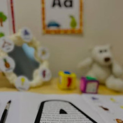 Alfabe Macerası: 'A' Harfini Keşif ve Eğlenceli Boyama Atölyesi