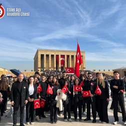 Ata’nın Huzurunda: Anıtkabir Ziyareti