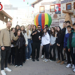 “Kapadokya’da Gün Doğumu ve Balon Deneyimi”