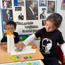 Minik Kodlayıcılar Geleceği Şekillendiriyor!