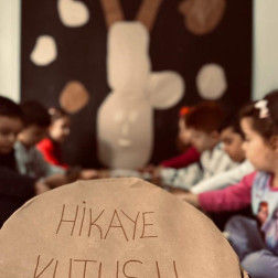 Taş Masalları – Hikâye Kutusu