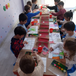 Renkli Sanat Atölyesi