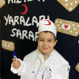 Kızılay ile Yardımlaşmayı Öğreniyoruz