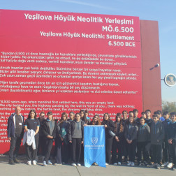 Yeşilova Höyüğü'nde Uygulamalı Tarih ve Coğrafya Dersi !