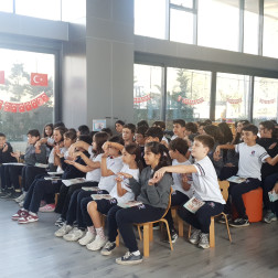 Yazar Hasan Topdemir İmza Günü