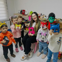 Sınıfımız Küçük Bir Sahneye Dönüştü!