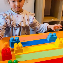 Renklerle Dolu Bir Keşif Yolculuğu