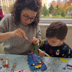 Yaratıcı Eller İş Başında – Sanatla Renklenen Anlar