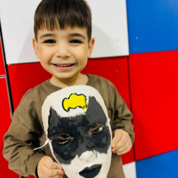 Yaratıcı Sanat Etkinliği: Maskelerimizi Boyuyoruz