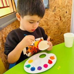 Sanat Atölyesinde Renklerle Buluşuyoruz