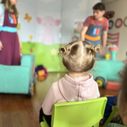 Miniklerimizle Eğlenceli Bir Tiyatro Günü!