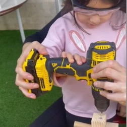 Minik Ellerle Büyük Keşifler