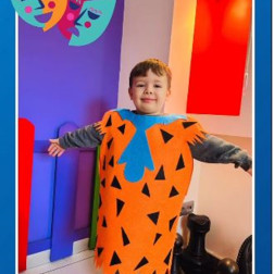 Minik Sahnemizde Büyük Hayaller