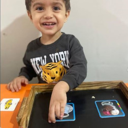 Bugün sınıfımızda minik kaşifimizle eşleştirme ve dikkat oyunu