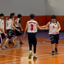 Lise Basketbol Takımımız Sahadaydı