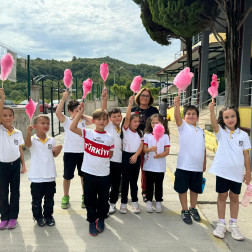 EĞLENCEYE S'ES VER !