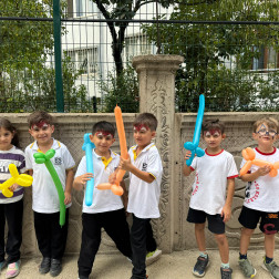 EĞLENCEYE S'ES VER !