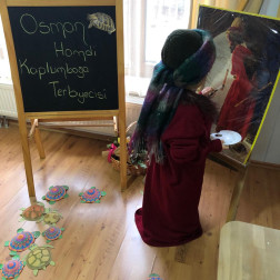 Kaplumbağa Terbiyecisi ile Sanat Zamanı