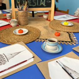 Duyusal Sanat Etkinliği: Kahve Kokulu Resim Çalışması