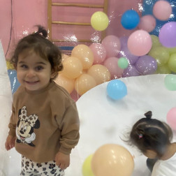 Balonlarla Oyun Zamanı