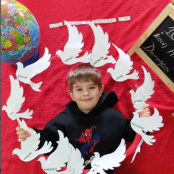 İnsan Haklarıyla Büyüyen Yarınlar