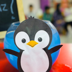 🐧 Penguenler Neden Suda Batmaz?