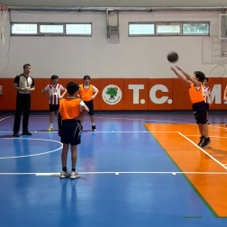 Bilinç Koleji Ortaokul Basketbol Takımımızdan Güzel Bir Galibiyet!