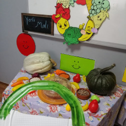 Yerli Malı Haftası ile Paylaşmayı ve Bilinçli Tüketimi Öğreniyoruz