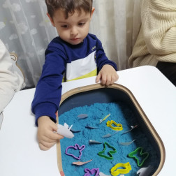 Duyusal Oyunlarla Keşfederek Öğreniyoruz