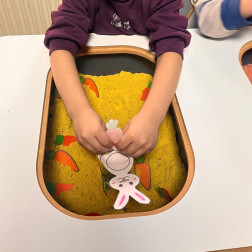 Duyusal Etkinliklerle İnce Motor Becerileri Geliştiriyoruz