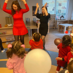 YENİ YIL PARTİMİZ :)