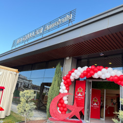 Cumhuriyet Coşkusu: Bayrak Renkleriyle Eğlence ve Oyun Şenliği 🇹🇷🎈