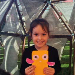 Minik Ellerle Büyük Hayaller