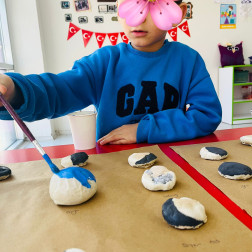 Sanatla Öğreniyorum: Taş Boyama Etkinliği 🎨🪨