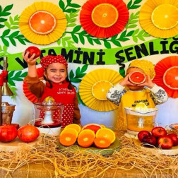 Vitamin Şenliği: Meyvelerle Eğlenceli Öğrenme