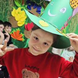 Eğlenceli Şapka Tasarımı ve Kendini İfade Etme