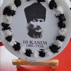 Minik Ellerden Büyük Saygı: Sonsuzluğun Rengi 10 Kasım