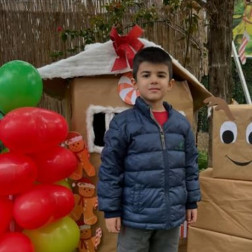 Minik Ellerden Dev Mutluluklar! 🎄✨