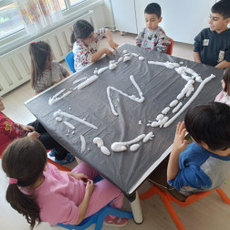 ❄️ Köpüklerle Harflerin Dünyasına Yolculuk!