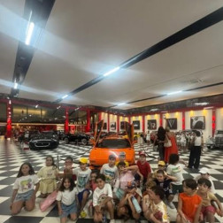 Keyifli Bir Öğrenme Rotası: Otomobil Müzesi 🏎️