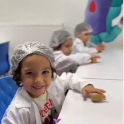 Minik Şefler İş Başında: Bugün Menüde Sevgi Var! 🐘🍪