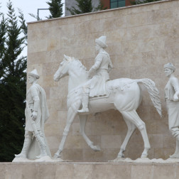 TARİH YERİNDE ÖĞRENİLD