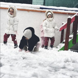 ❄️ Minik Eller, Kocaman Heyecanlar: İlk Kar Tatilimiz!