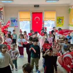 Küçük Ellerde Büyük Gurur: Milli Bayram Coşkumuz!